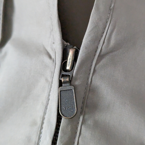 Tilley Endurables Lightweight Utility Safari Fishing Vest Different Drummer XXL - Picture 11 of 13